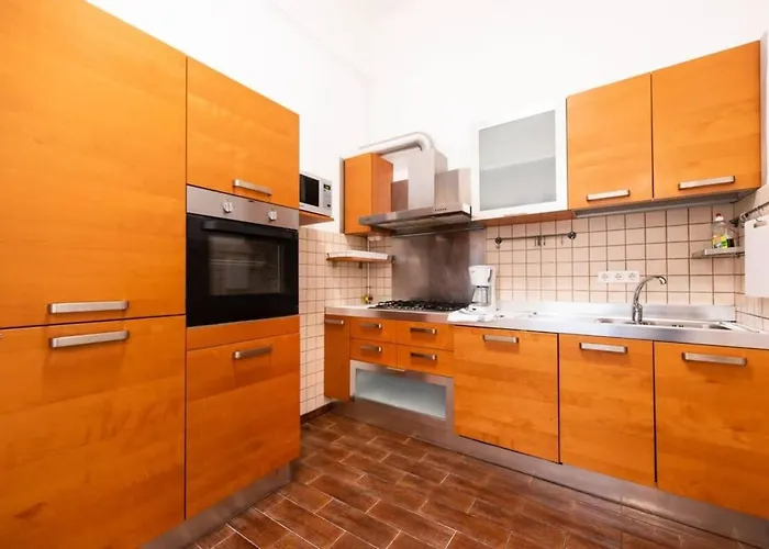 Daire Very Convenient Large Ac Place *