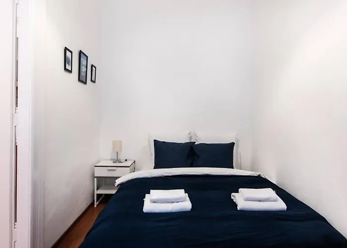 Daire Very Convenient Large Ac Place