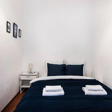 Daire Very Convenient Large Ac Place