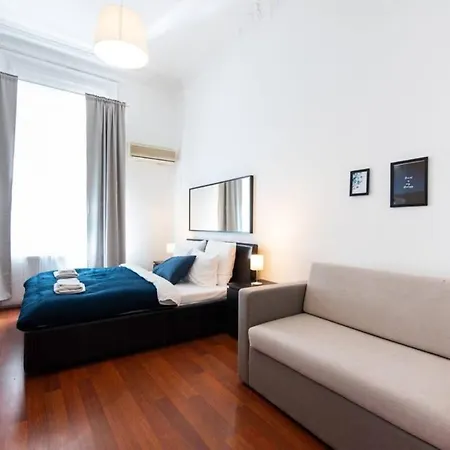 Апартаменты Very Convenient Large Ac Place