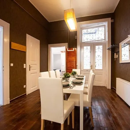 Very Convenient Large Ac Place * Будапешт