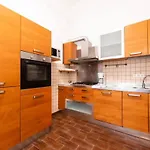 Apartment Very Convenient Large Ac Place *