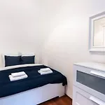 Very Convenient Large Ac Place Apartment *
