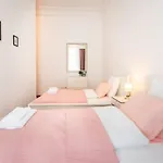 Very Convenient Large Ac Place Apartment Budapest